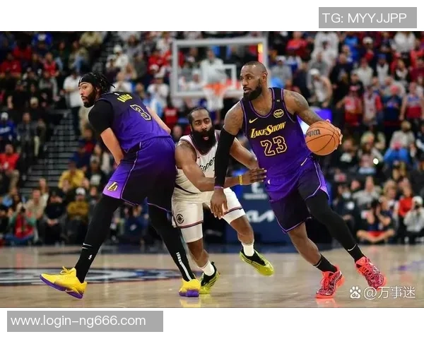 快船与湖人激战12月29日NBA对决引发球迷热议与期待